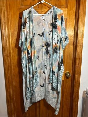 Melrose and Market Mint Green Floral  Women’s Sarong